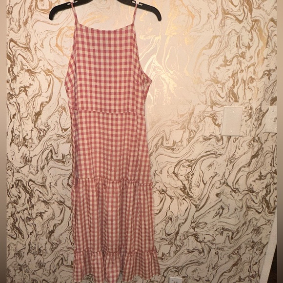 **SOLD**Spring/ Summer Dress!!! - Picture 1 of 3